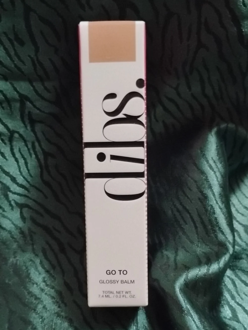 O!e Go To Glossy Balm — Cream Sheer Lip Gloss
